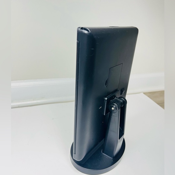 Impressions Vanity Touch Small Makeup Mirror - Picture 6 of 11